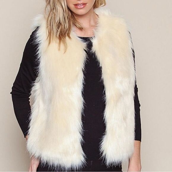 Sans Souci Jackets & Blazers - New! Sans Souci Faux Fur Cream White Women’s Vest Size M Bohemian, Cowgirl